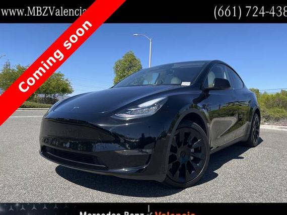 TESLA MODEL Y 2023 7SAYGDEE1PA155193 image